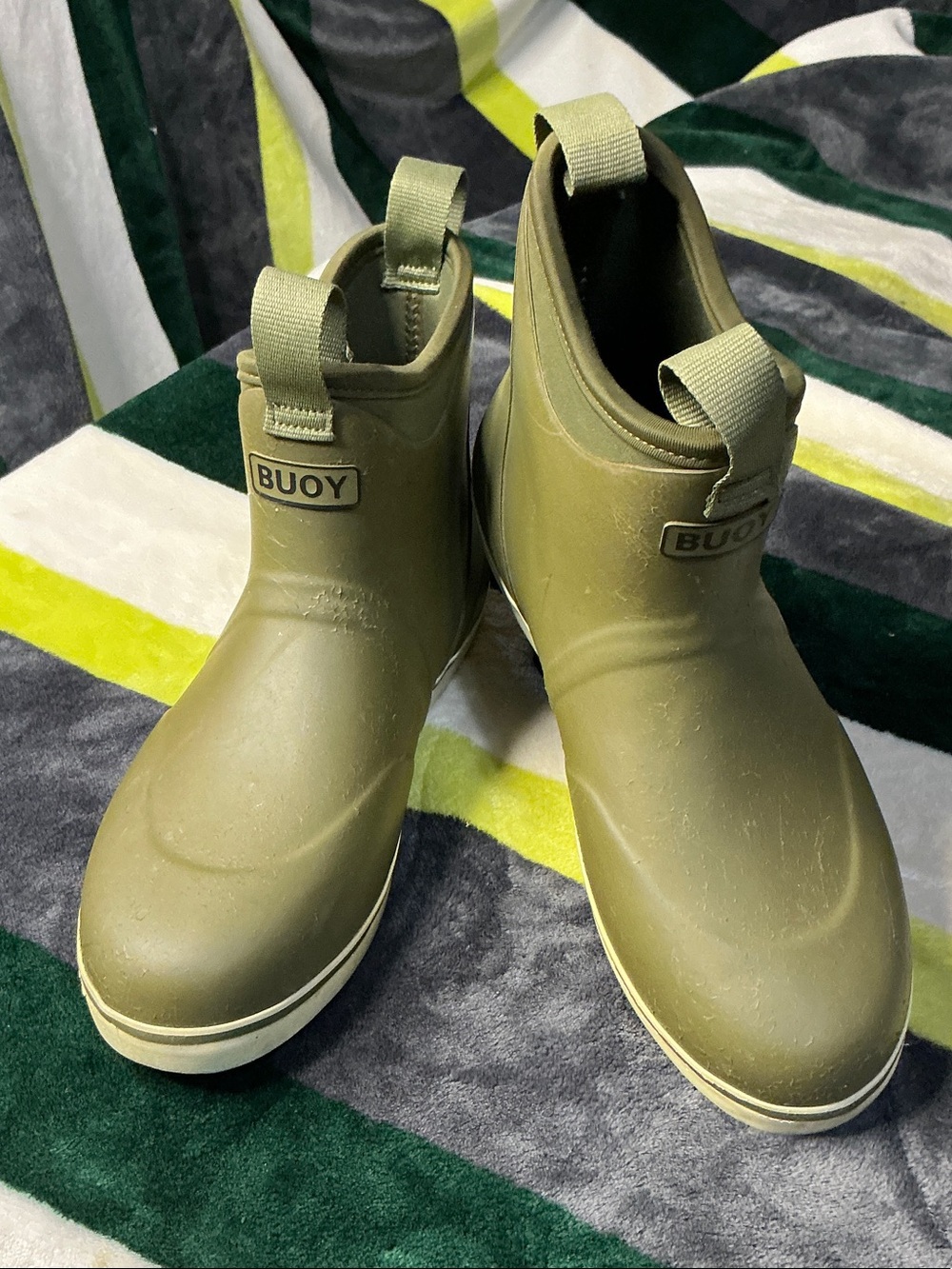 Buoy Boots Women’s Olive Green Waterproof Ankle Boots-Size 9